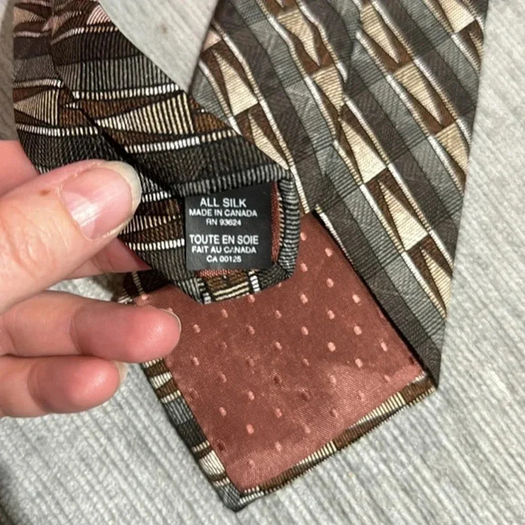 Vintage Bill Blass tie - Picture 4 of 4